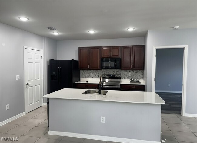 Photo - 1923 NW 10th Ave