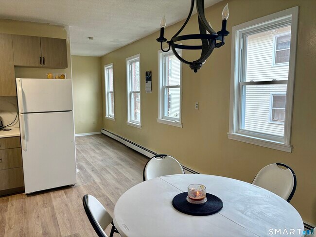202 Bellevue St Unit A