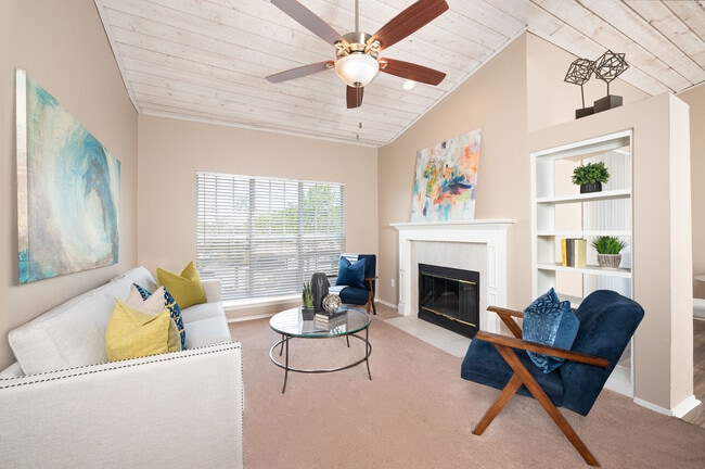 Photo - Estates On Frankford