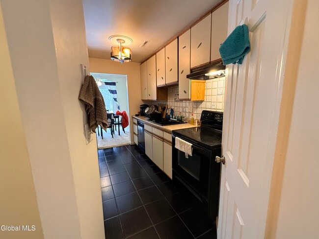 Photo - 120 Donna Lynn Dr