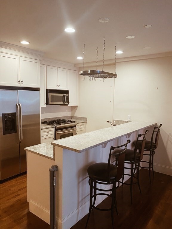 Building Photo - 116 Rantoul St Unit 204 Rental