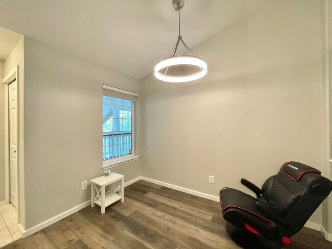 Photo - Great Condo For Rent Unit M302