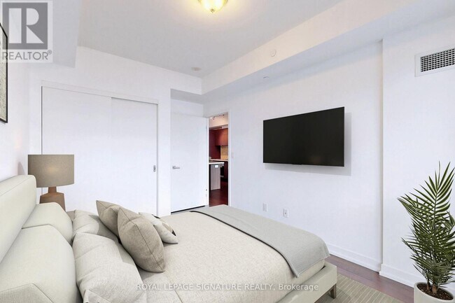 Photo - 21 Widmer St Unité 4010