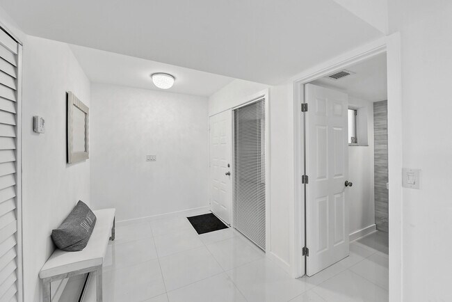 Photo - 7369 Orangewood Ln Unit 303