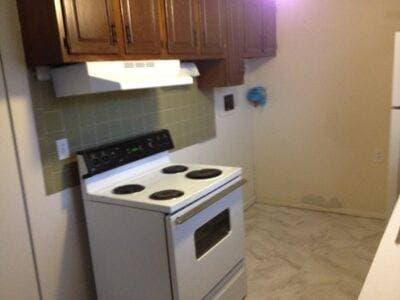 Photo - 3117 33rd St NE