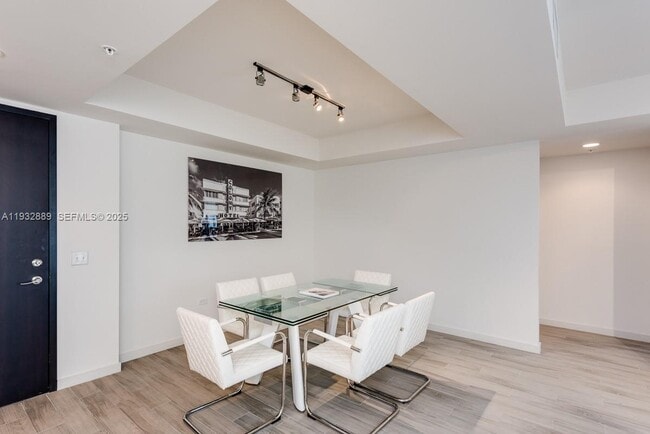 Photo - 999 SW 1st Ave Unidad 3216