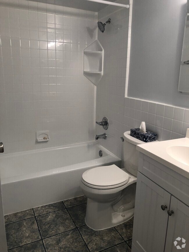 Building Photo - 575 Thayer Ave Unit 603 Rental