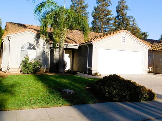 Building Photo - 7466 N Hayston Ave