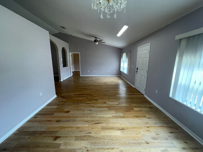 Photo - Great Home Great Location - 4 br 2 1/2 bath