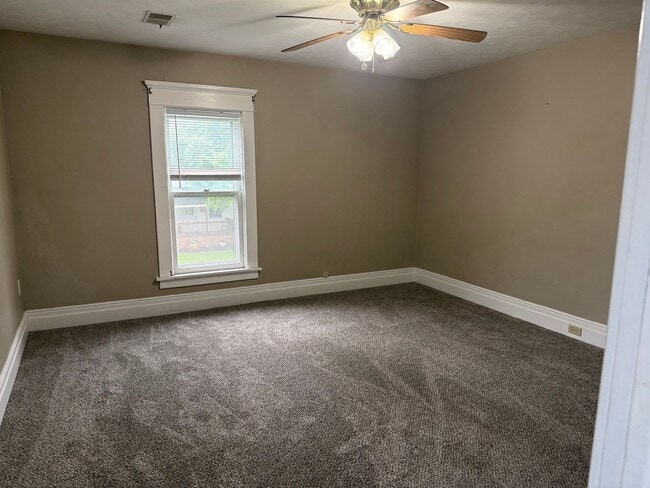 Photo - 3921 Longview Ave Unit 3919 Longview Ave Erie Pa