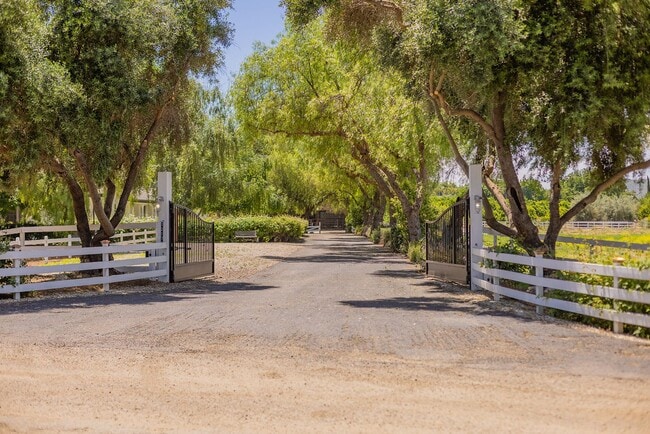 Photo - Ojai Horse Ranch
