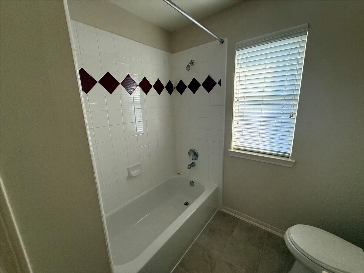 Photo - 1627 Penmark Ln