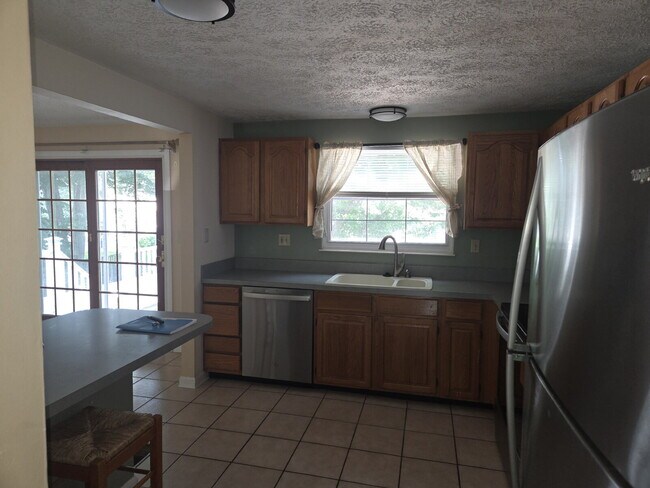 Photo - "Spacious 4-Bedroom Gem with Finished Basement in Walkersville - Ideal Family Living!"