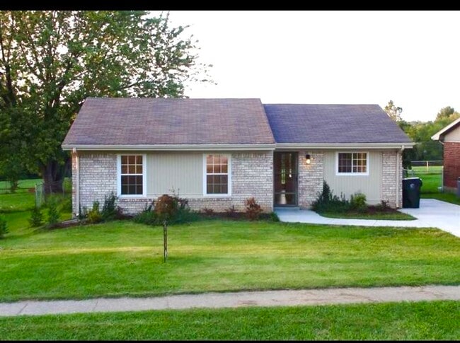 Building Photo - 3521 Buckhorn Dr