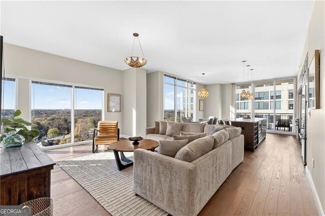 Building Photo - 1820 Peachtree St NW Unit 1408