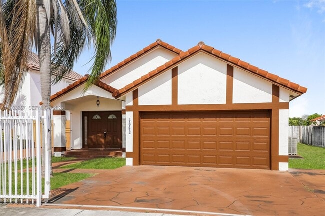 Building Photo - 5860 SW 150th Ave