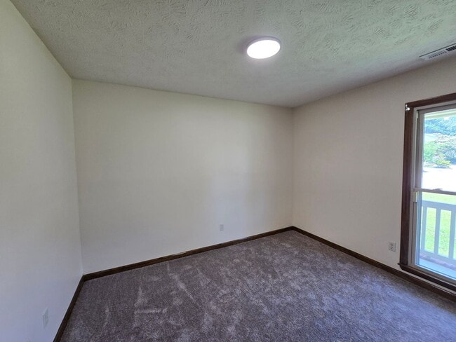 Photo - 7574 Beverly Dr