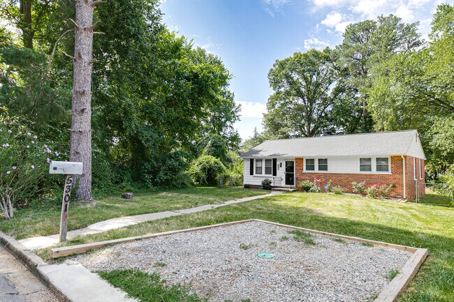 Photo - 5301 Tacoma St