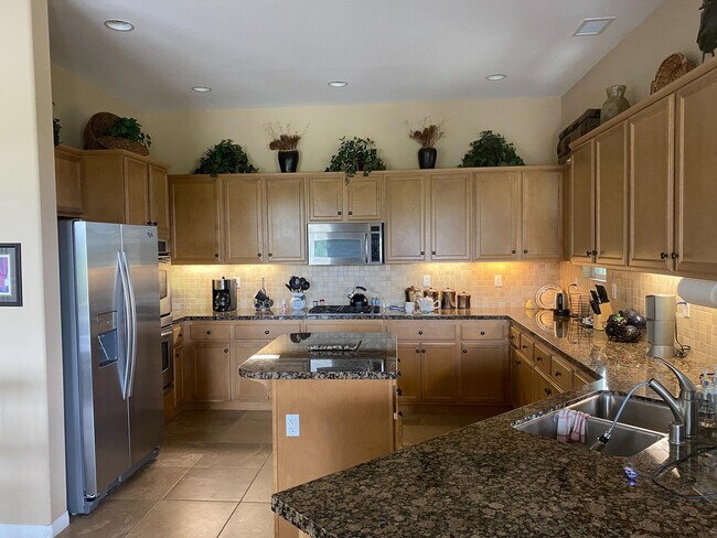 Photo - 60460 Desert Rose Dr