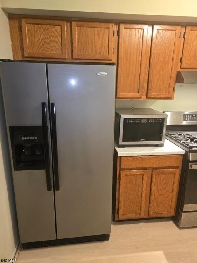 Photo - 754 Darlington Dr