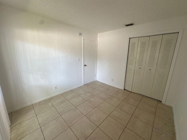 Photo - 7827 NW 39th Ct Unidad 1