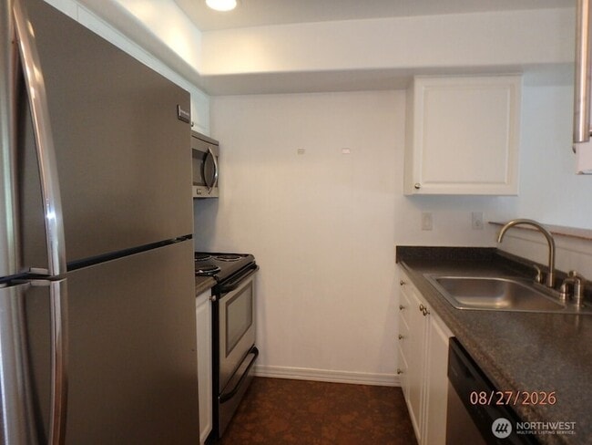 18621 Blueberry Ln