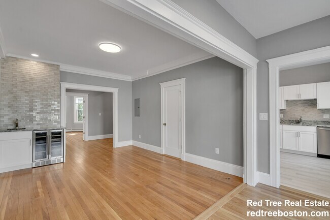 Photo - 142 Sutherland Rd Unit 1