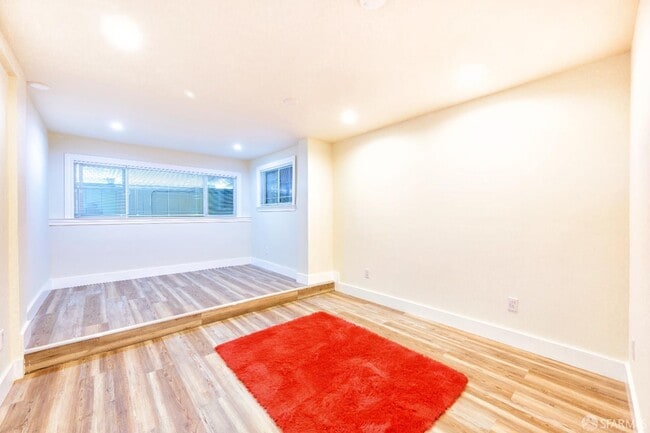 Photo - 2371 30th Ave