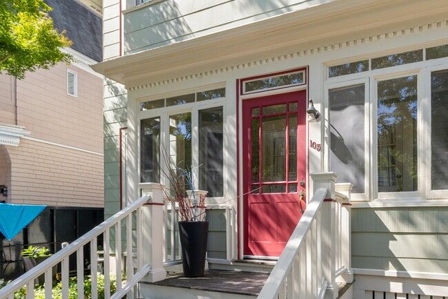 Photo - 105 Fayerweather St