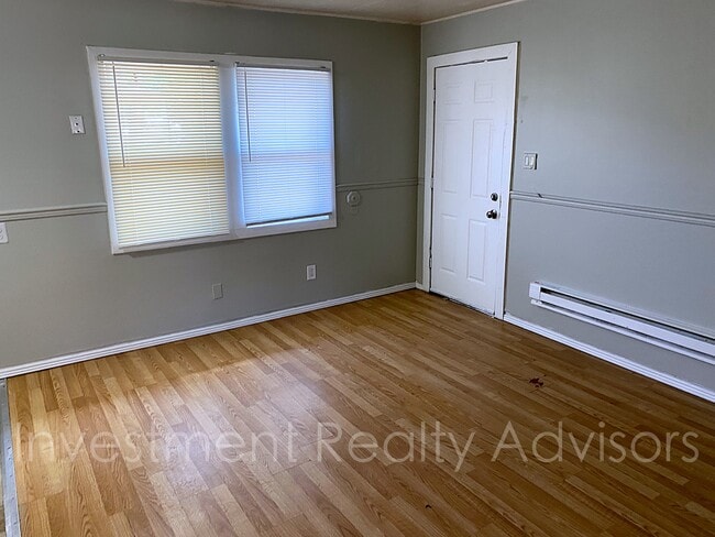 Photo - 585 N Main St Unit 10