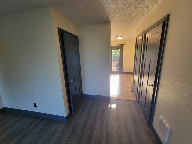 Photo - 1343 NW Drake Way Unit Lower