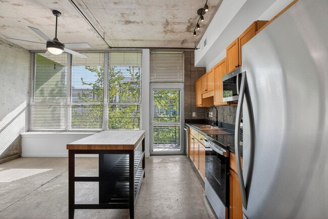 1016 Lofts