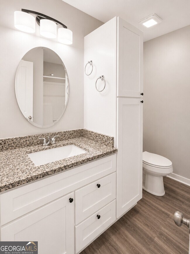 Photo - 100 Summerwood Dr