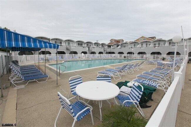 9510 Amherst Ave Unit 108