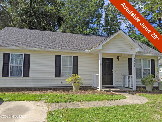 Building Photo - 4252 Sunglow Dr Rental