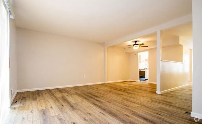 Building Photo - 16703 Chowning Ct Rental