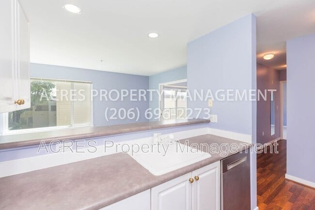 Photo - 524 6th Ave W Unit Apt 309