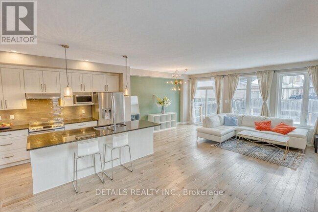 Photo - 264 Brambling Way