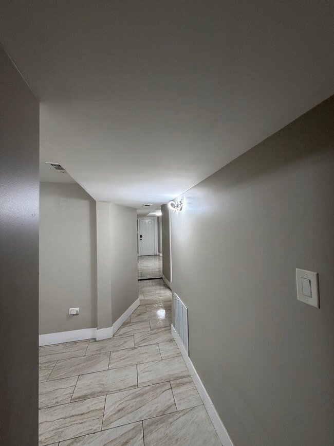 Building Photo - 7503 W 64th St Unit B