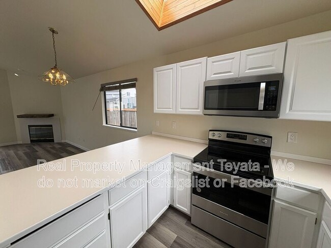 Photo - 901 S 22nd Ct Unit B