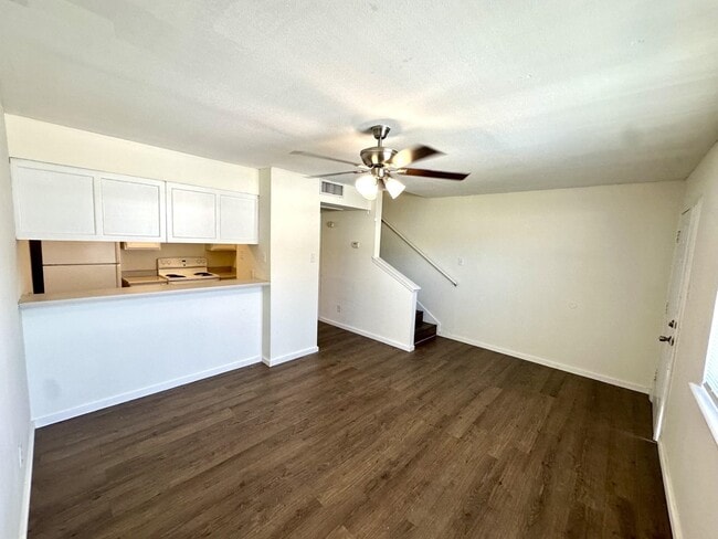Photo - 8915 McPherson Rd Unidad 1A