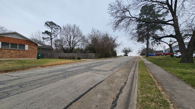 Photo - 2115 Glenwood Ln Unit #100