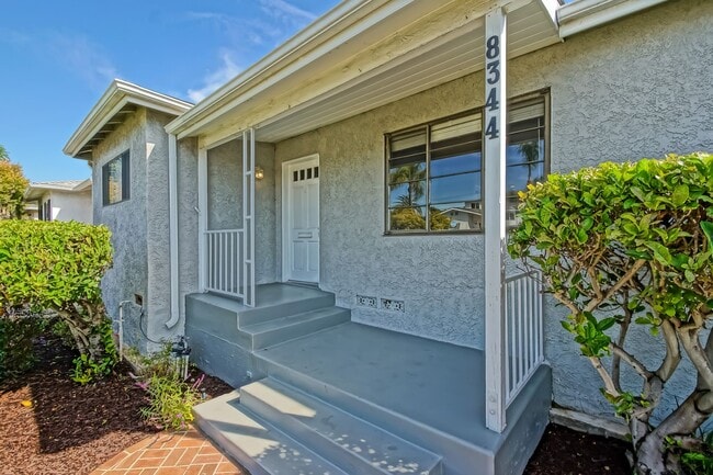 Photo - REMODELED, BRIGHT & AIRY 3BR2BA HOME W/ DETACHED GARAGE, CHARMING FRONT PORCH/YARD & HUGE REAR YA...