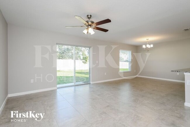 Photo - 421 Earhart Dr