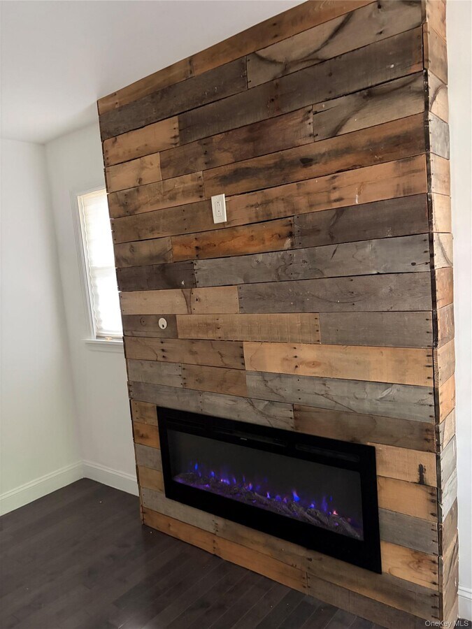 Photo - 9 Minetta Pl