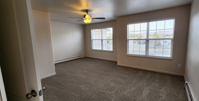 Photo - 3135 Perkins Dr Unit B