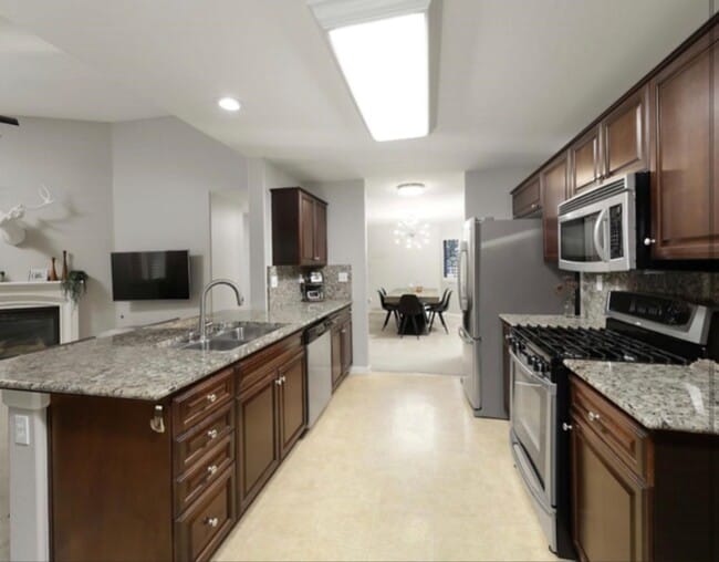 Photo - Incredible Rental In the SW! 3bd +2ba with RV parking $2,600 Rent