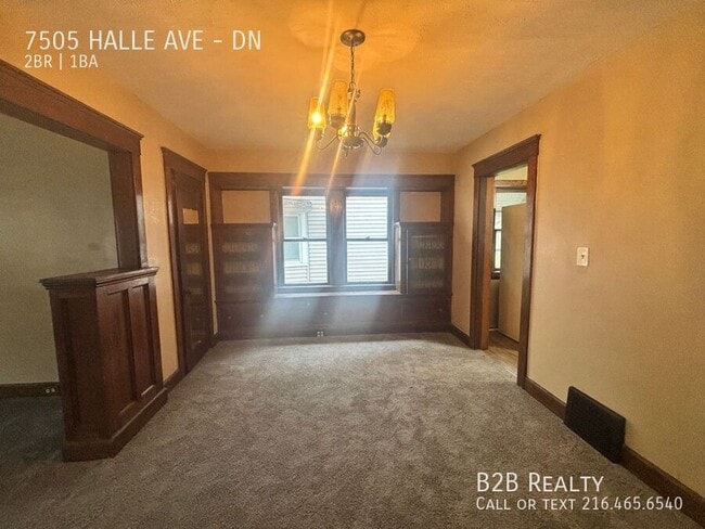 Building Photo - 7505 Halle Ave Unit DN