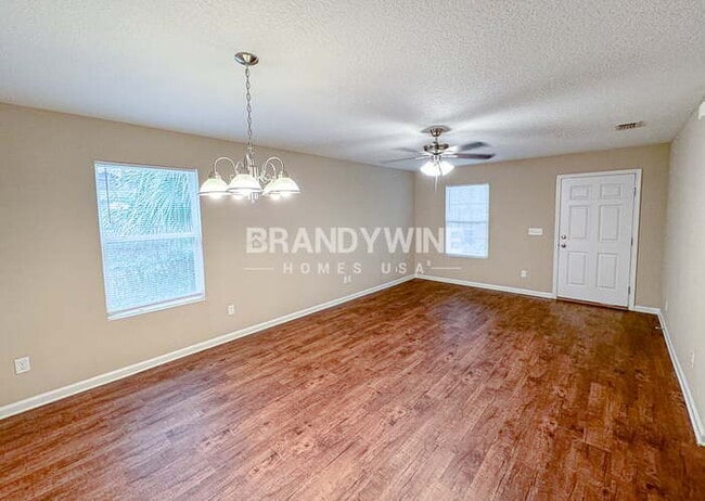 Photo - 7600 Free Ave