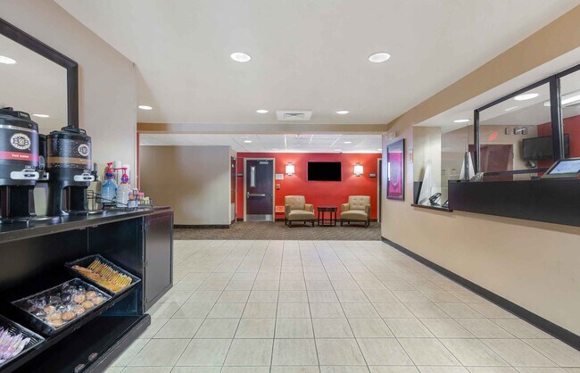 Furnished Studio-Baltimore - BWI Airport - Aero Dr.